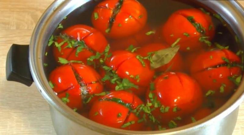 Рецепты малосольных помидоров: быстрое приготовление в кастрюле